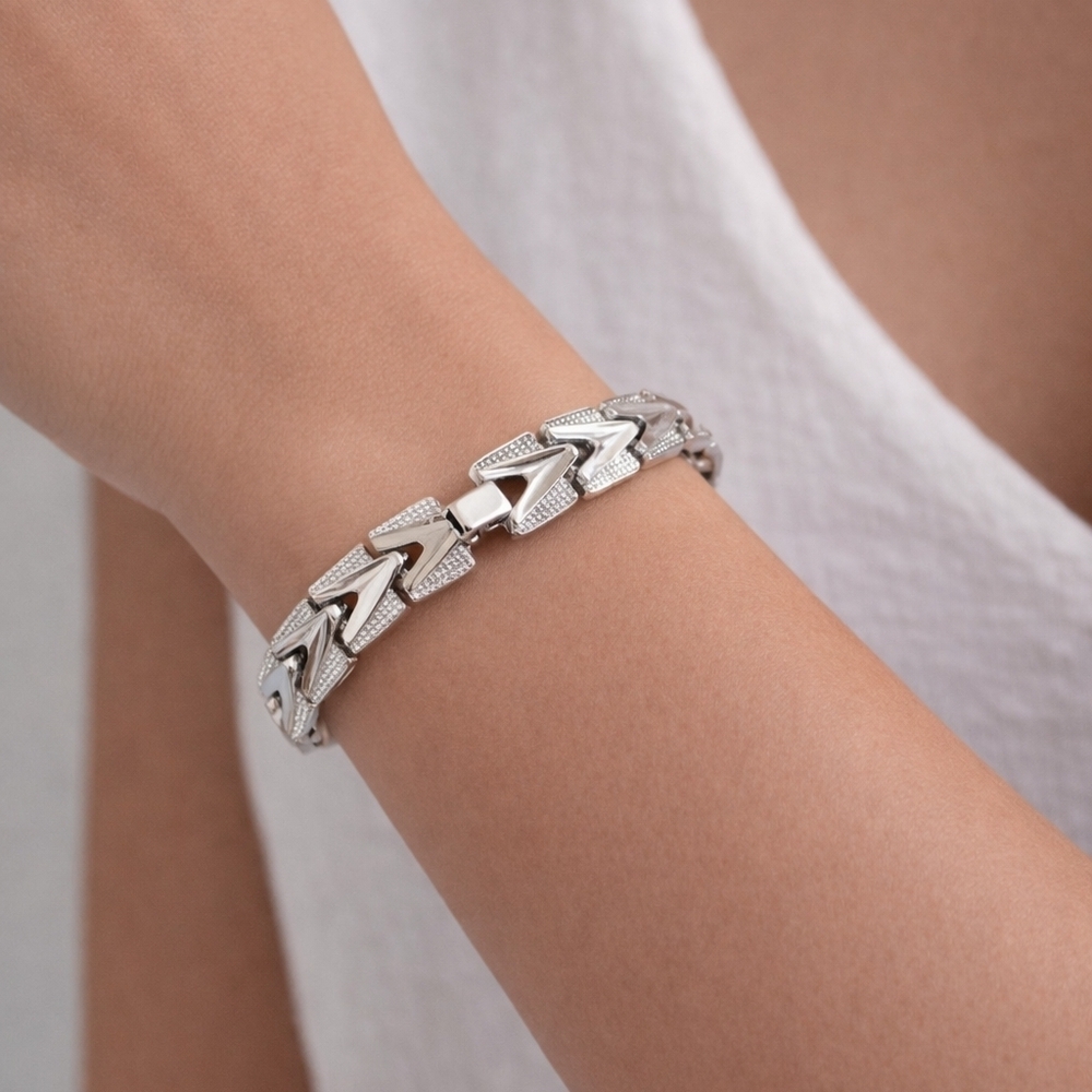 Luxury White Gold Plated Chevron Link Bracelet 7.25” Statement